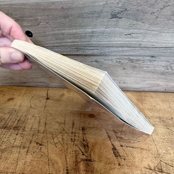 Whatever After Dream On by Sarah Mlynowski Paperback Book in Good Used Condition - Picture 4 of 8